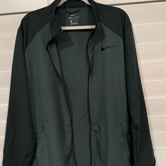 Nike Women's Black Bomber Jacket - Picture 6 of 11